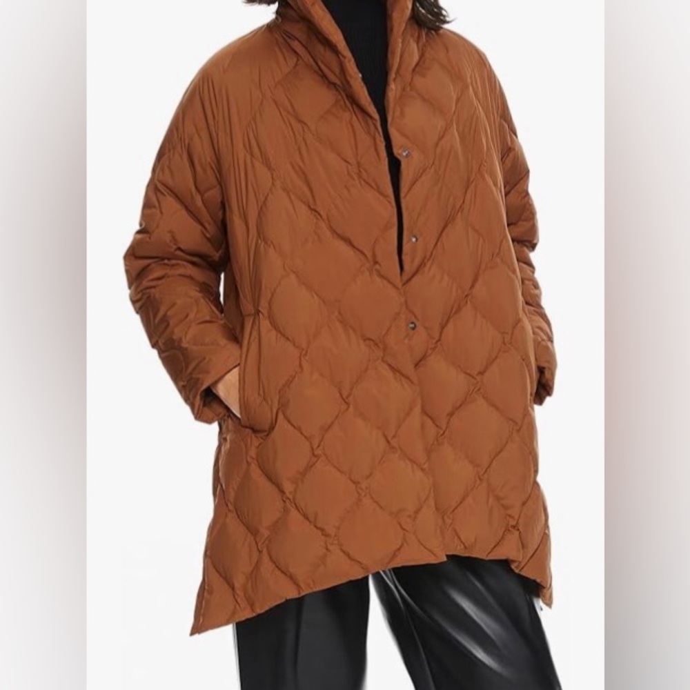 Orolay Women’s Light Weight Swing Puffer Jacket, Coffee color, Size Small